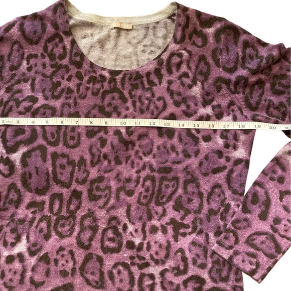 PLANET Purple Soft & Stylish Leopard Animal Print Sweater Top  (Size Medium), - Picture 5 of 11